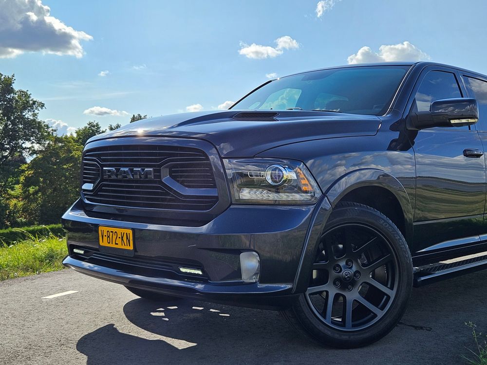 Dodge Ram 1500 5.7 V8