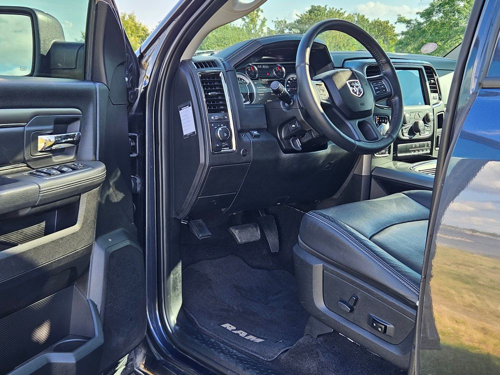 Dodge Ram 1500 5.7 V8