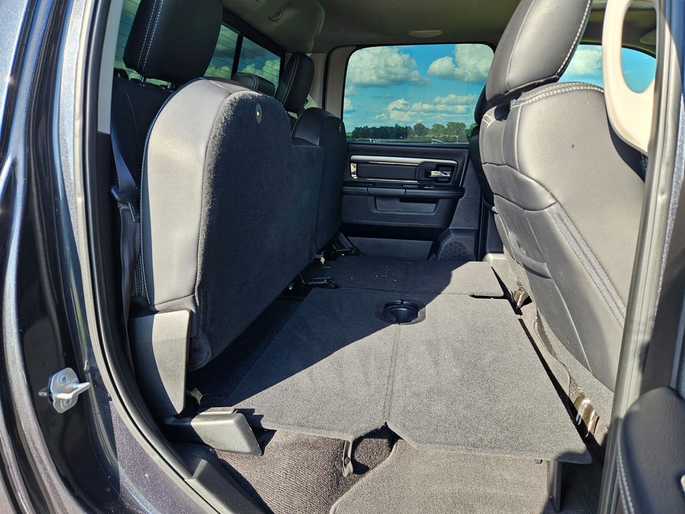 Dodge Ram 1500 5.7 V8