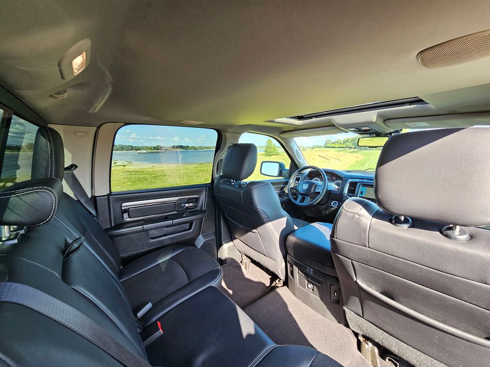 Dodge Ram 1500 5.7 V8