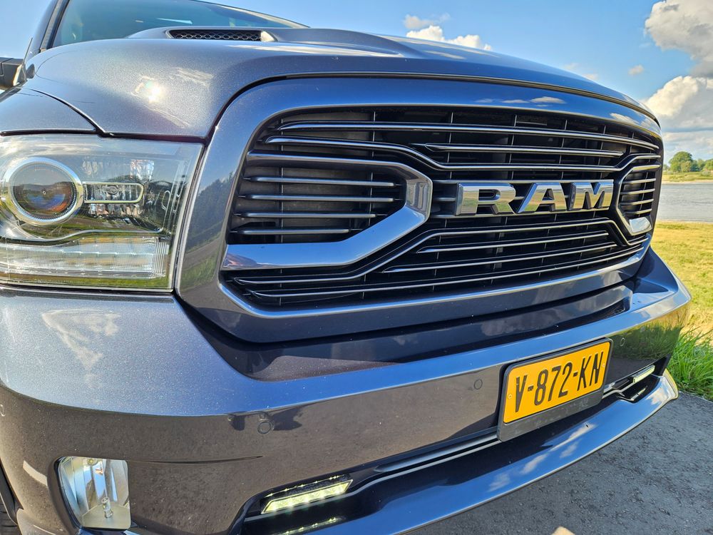 Dodge Ram 1500 5.7 V8