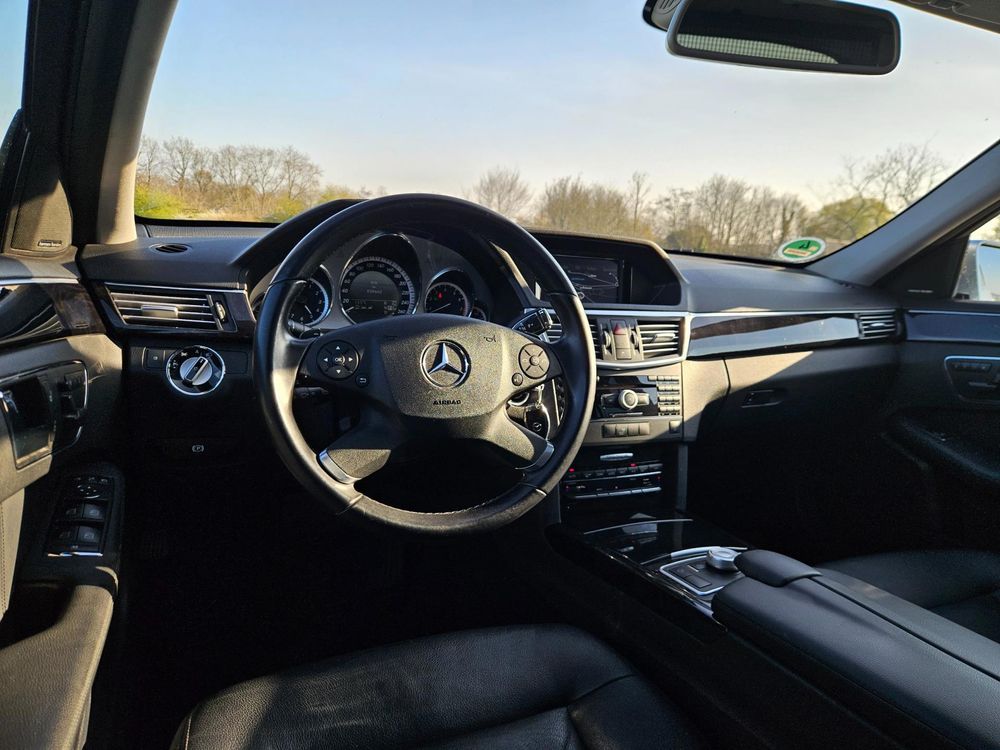 Mercedes-Benz E-klasse Estate 500 | Trekhaak | 18" AMG | 2e Eigenaar