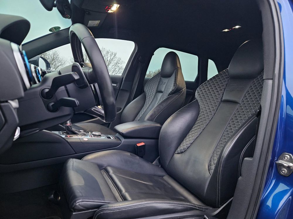Audi A3 Sportback 2.0 TFSI S3 quattro Pro Line Plus | RS-Stoelen | B&O