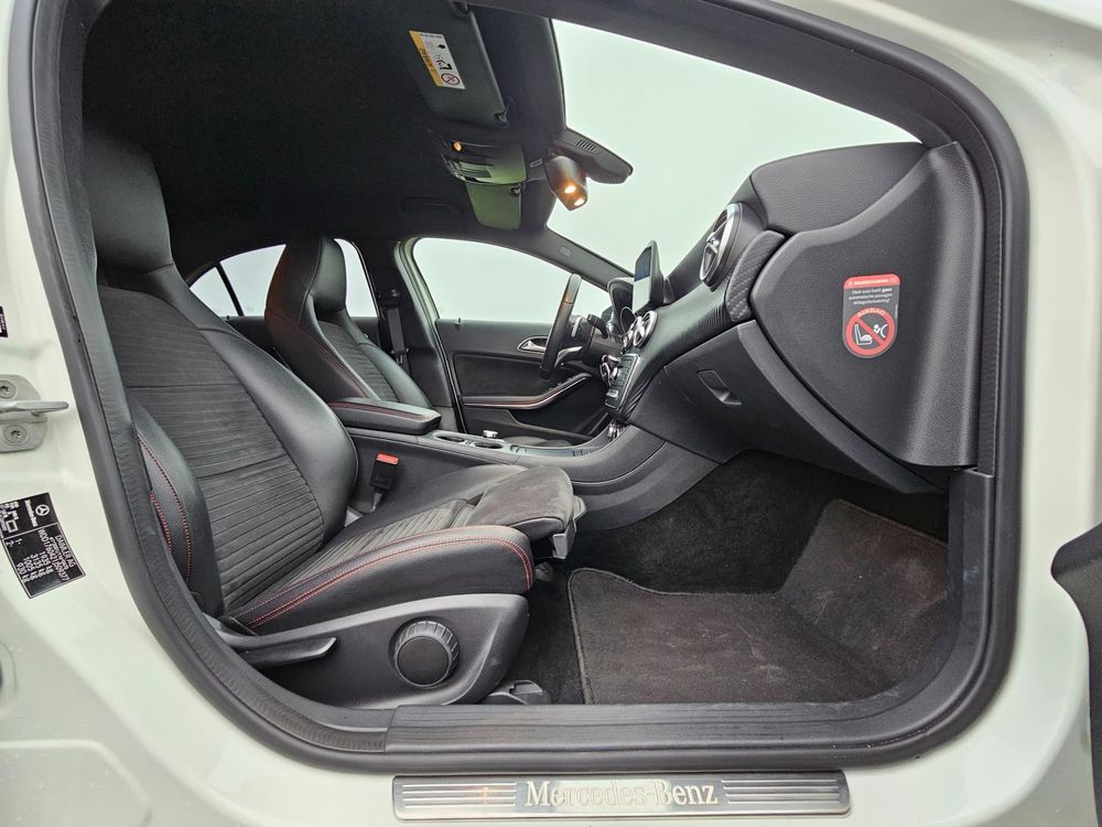 Mercedes-Benz A-klasse 180 AMG Night Edition Plus | NL Auto | Facelift