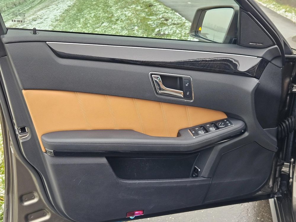 Mercedes-Benz E-klasse 300 CDI Avantgarde | Dealer Onderhouden