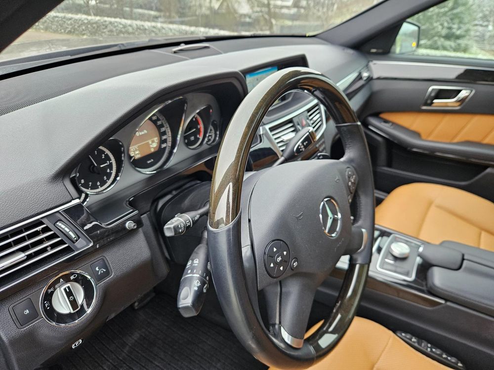 Mercedes-Benz E-klasse 300 CDI Avantgarde | Dealer Onderhouden