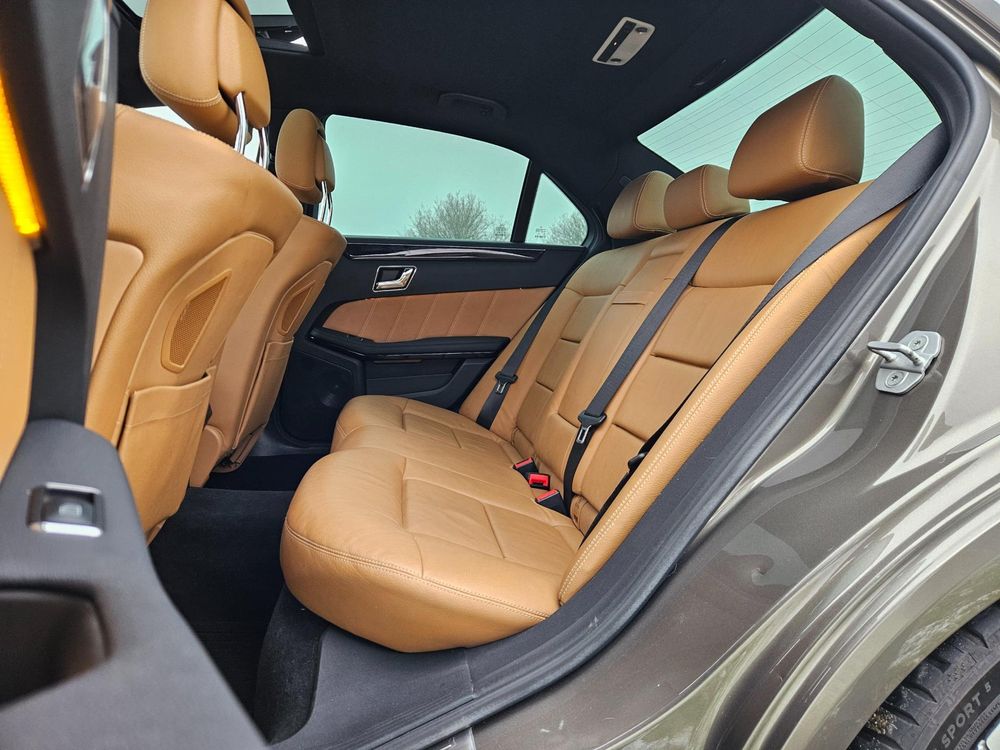Mercedes-Benz E-klasse 300 CDI Avantgarde | Dealer Onderhouden