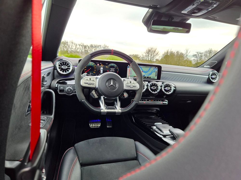 Mercedes-Benz CLA-klasse Shooting Brake AMG 45 S 4MATIC+ Premium Plus