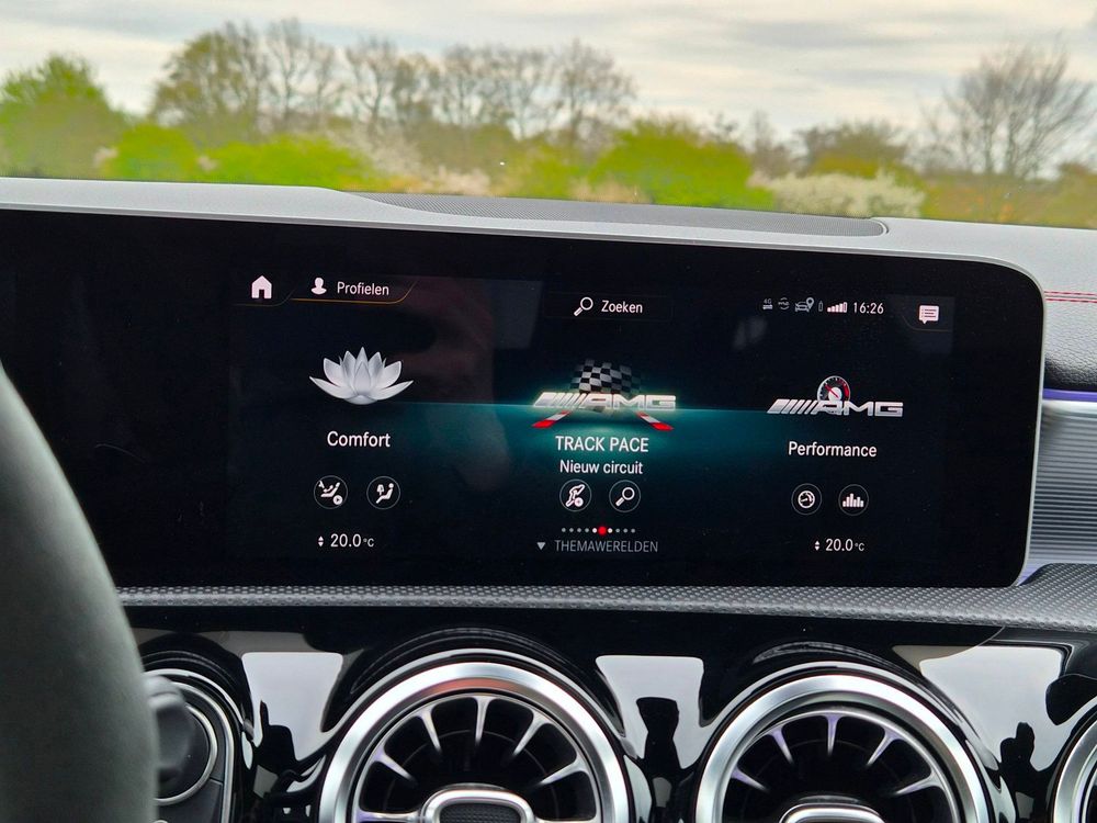 Mercedes-Benz CLA-klasse Shooting Brake AMG 45 S 4MATIC+ Premium Plus