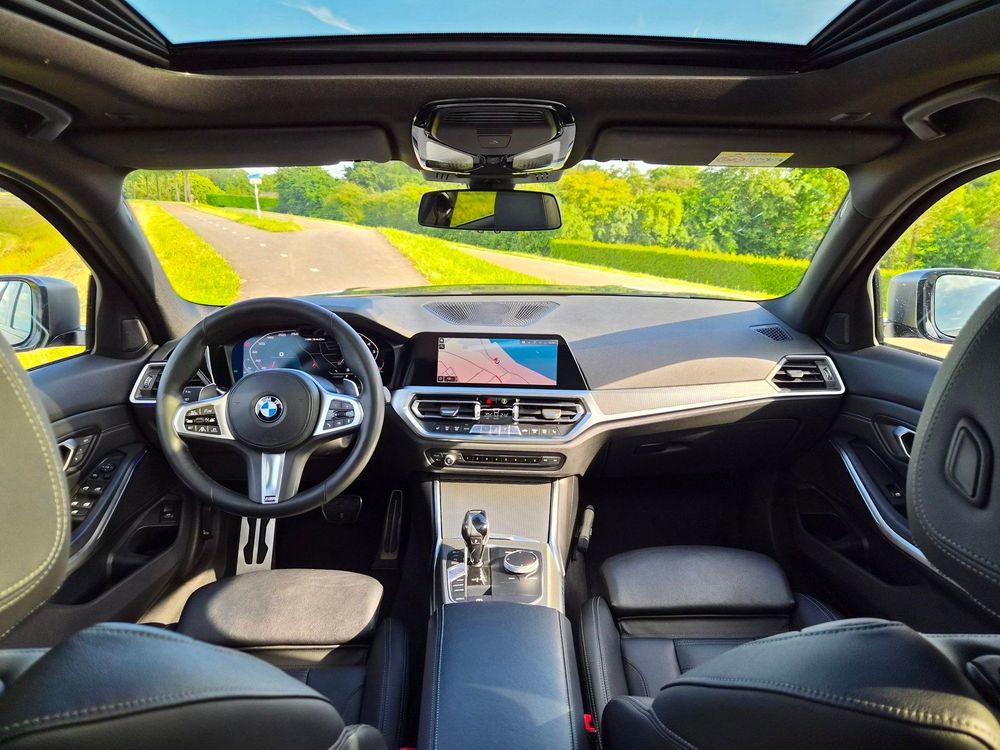 BMW 3-serie Touring M340i xDrive High Executive | Pano | ACC