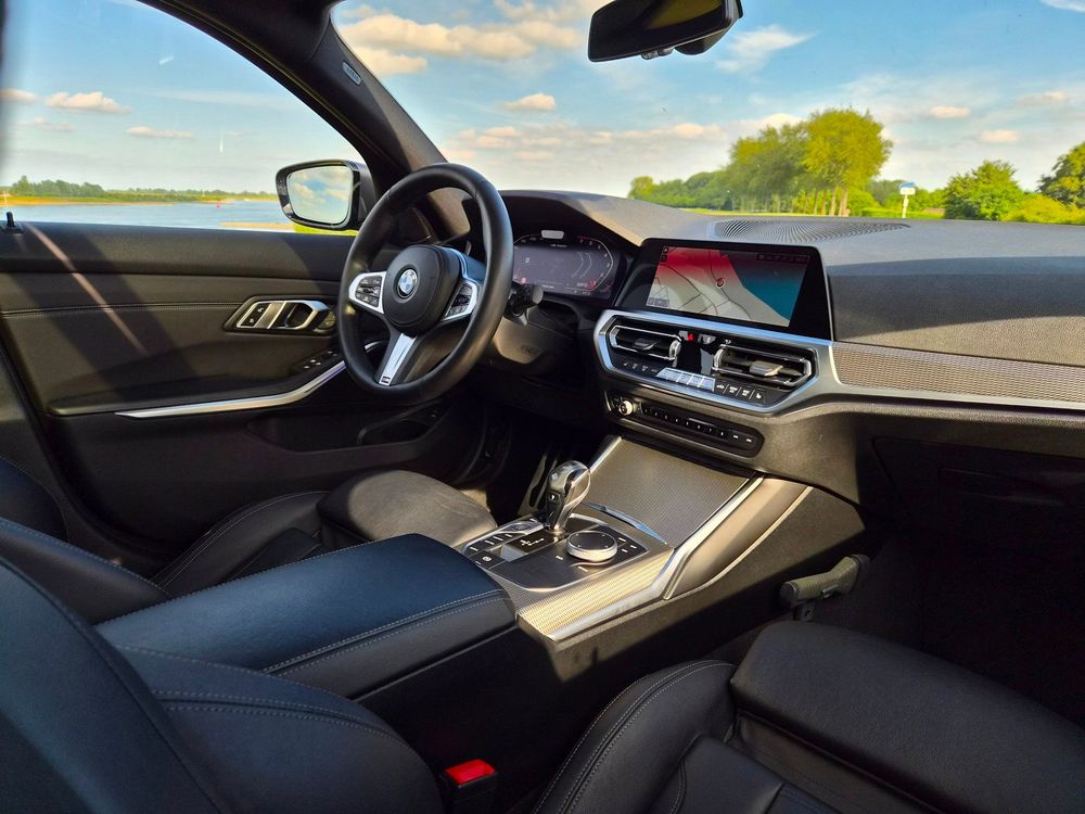 BMW 3-serie Touring M340i xDrive High Executive | Pano | ACC