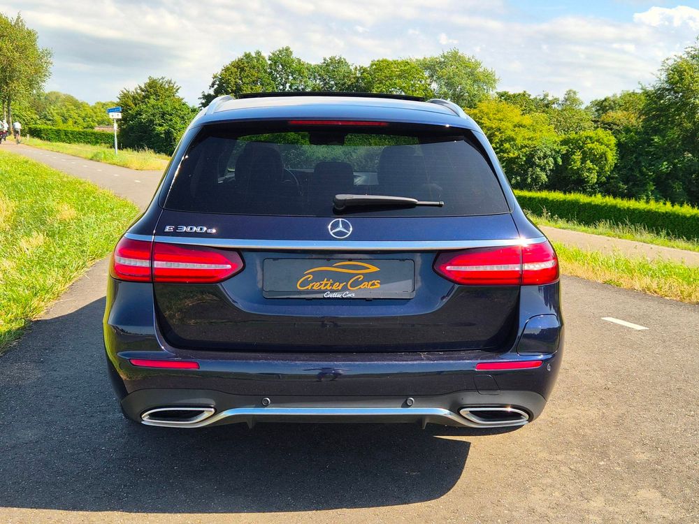 Mercedes-Benz E-klasse Estate 300 e AMG Line | Pano | ACC