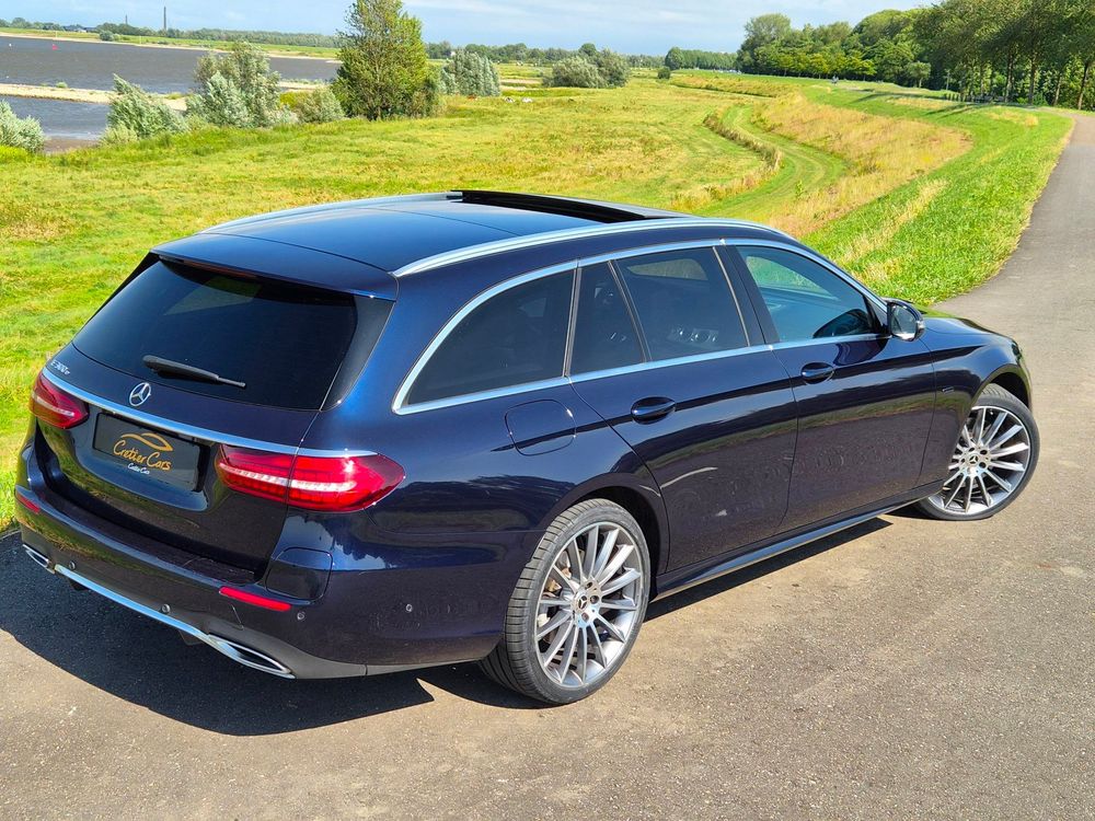Mercedes-Benz E-klasse Estate 300 e AMG Line | Pano | ACC