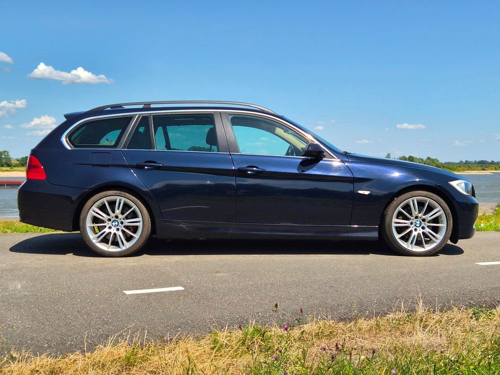 BMW 3-serie Touring 330i M | Inruilkoopje! | Two-Tone Leder