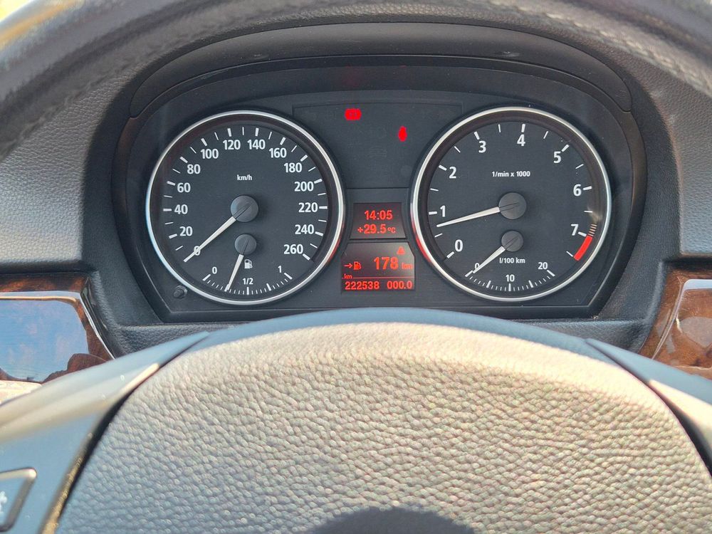 BMW 3-serie Touring 330i M | Inruilkoopje! | Two-Tone Leder