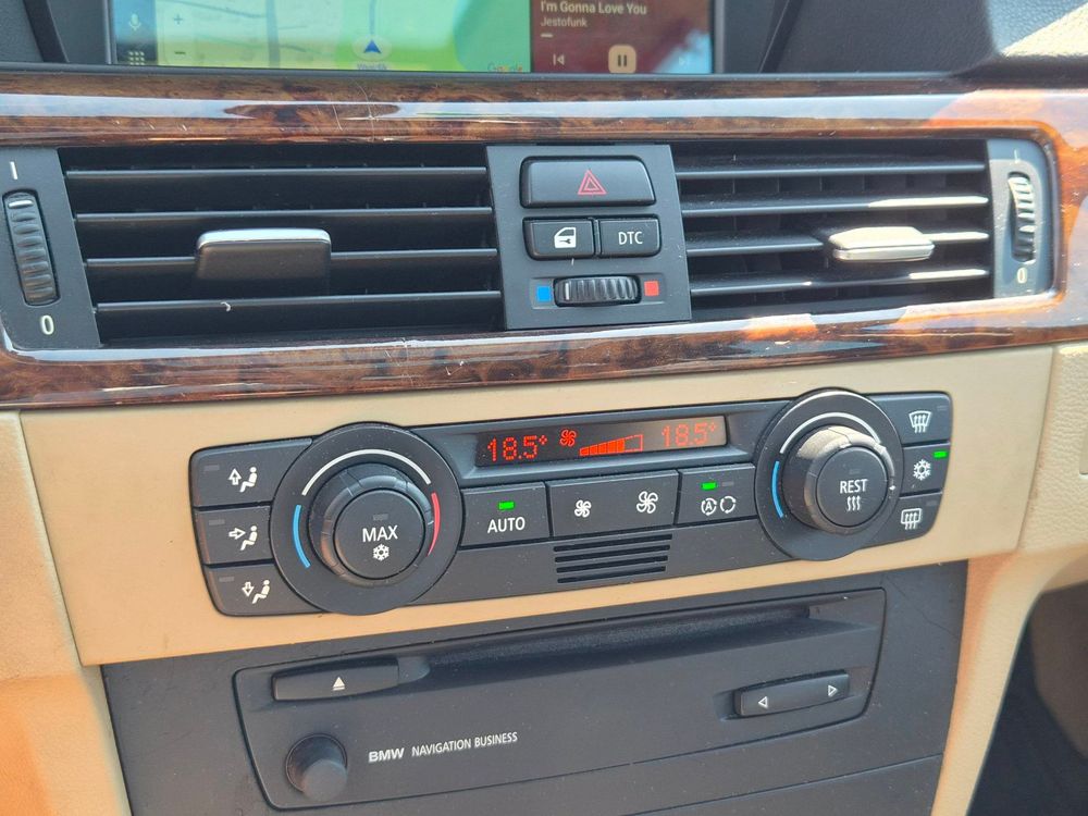 BMW 3-serie Touring 330i M | Inruilkoopje! | Two-Tone Leder