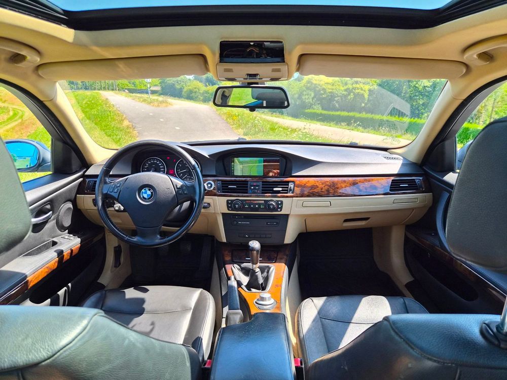 BMW 3-serie Touring 330i M | Inruilkoopje! | Two-Tone Leder