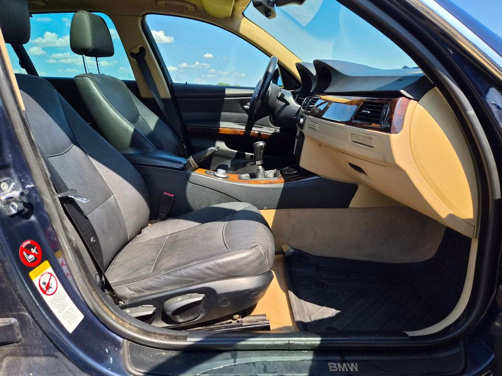 BMW 3-serie Touring 330i M | Inruilkoopje! | Two-Tone Leder
