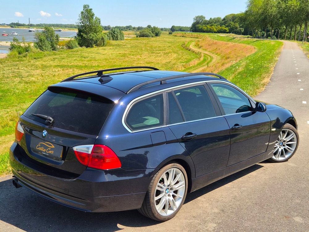 BMW 3-serie Touring 330i M | Inruilkoopje! | Two-Tone Leder
