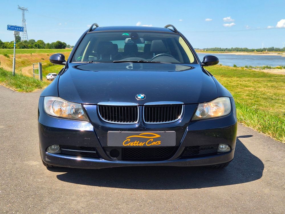 BMW 3-serie Touring 330i M | Inruilkoopje! | Two-Tone Leder
