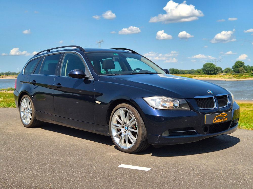 BMW 3-serie Touring 330i M | Inruilkoopje! | Two-Tone Leder