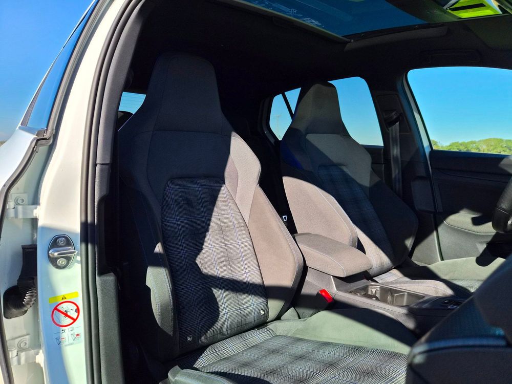 Volkswagen Golf 1.4 eHybrid GTE | Panoramadak | IQ-Light