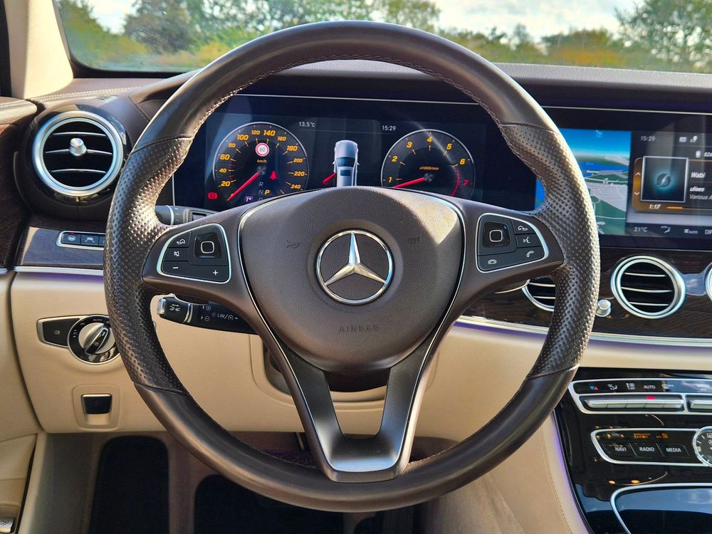 Mercedes-Benz E-klasse Estate 400 4MATIC AMG | Full Option