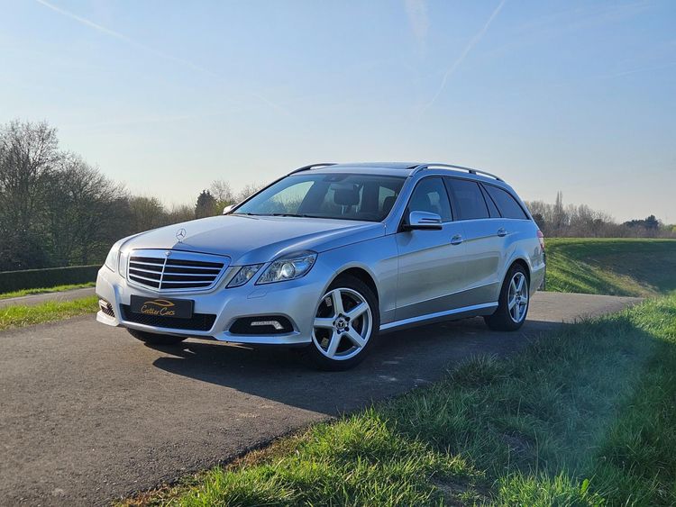 Mercedes-Benz E-klasse Estate 500 Avantgarde | Youngtimer | Schuifdak | H&K | Memory