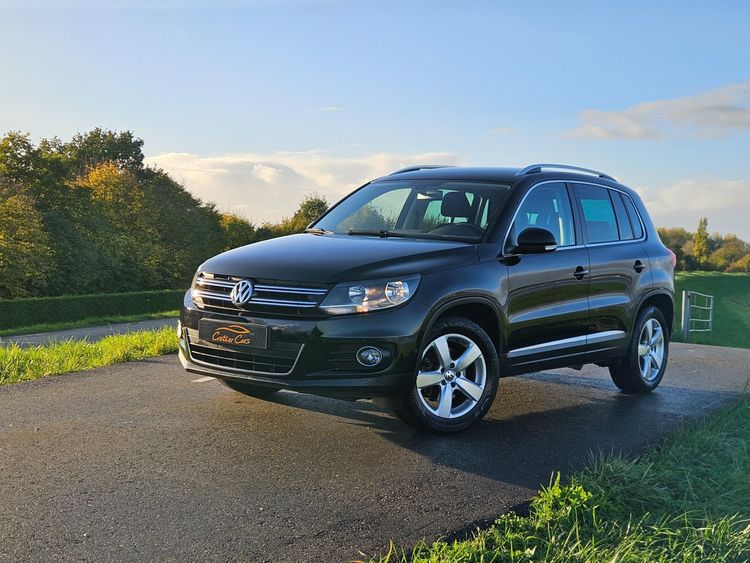 Volkswagen Tiguan 1.4 TSI Sport&Style | Automaat | Trekhaak