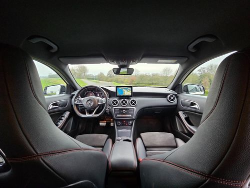 Mercedes-Benz A-klasse 180 AMG Night Edition Plus | NL Auto | Facelift